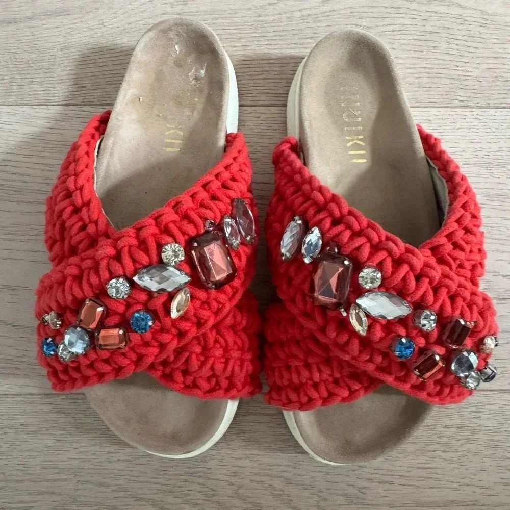 INUIKII Slipper Woven Stones Red color Size 38 (7.5)
